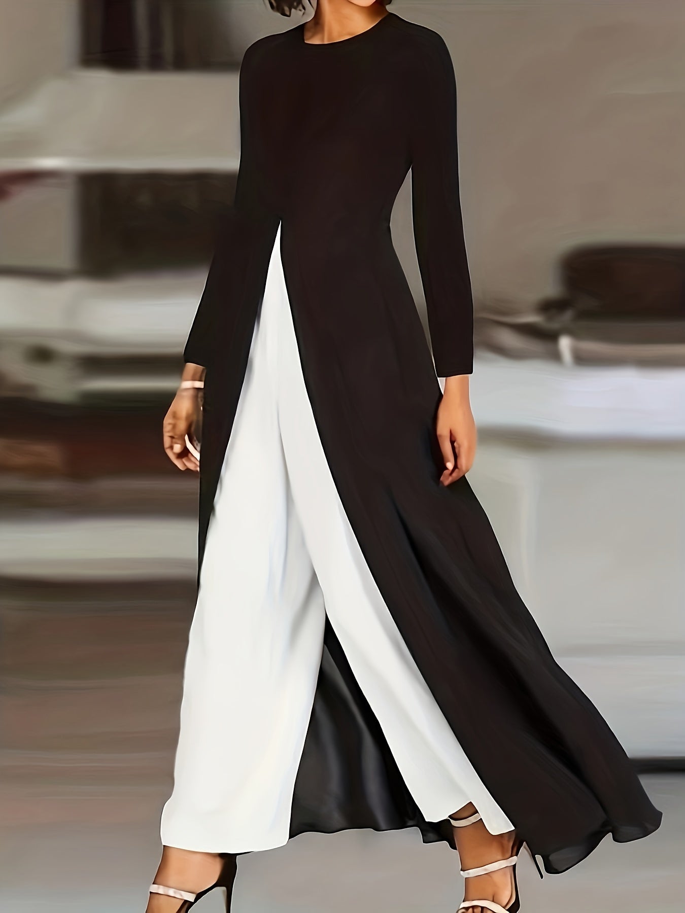 Fashionable Black And White Casual Outfit for Women'S Wear, Directional Style.